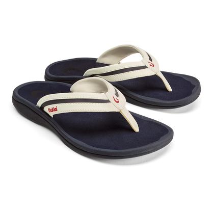 OluKai Deals - ʻOhana Palua - White Sand / Americana