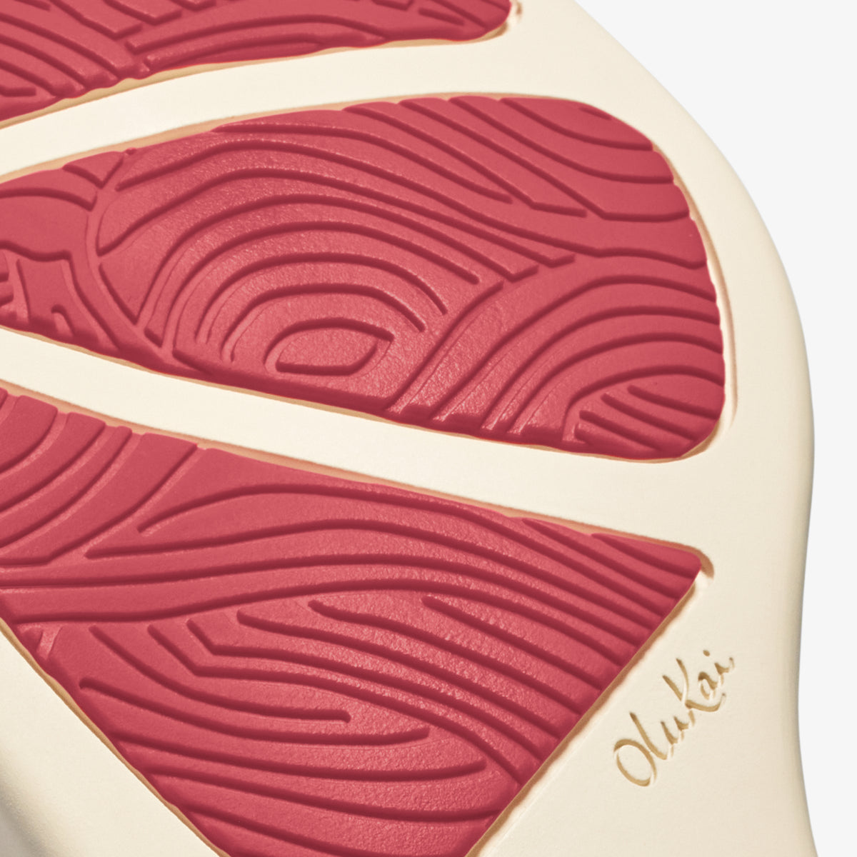 OluKai Great Value - Ho'opio Malua - Mystic Berry / Hot Pink