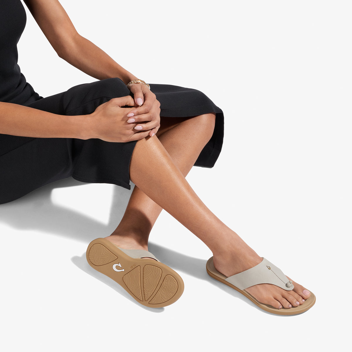 OluKai Trending - Hoʻopio Mele - Tapa / Warm Sand