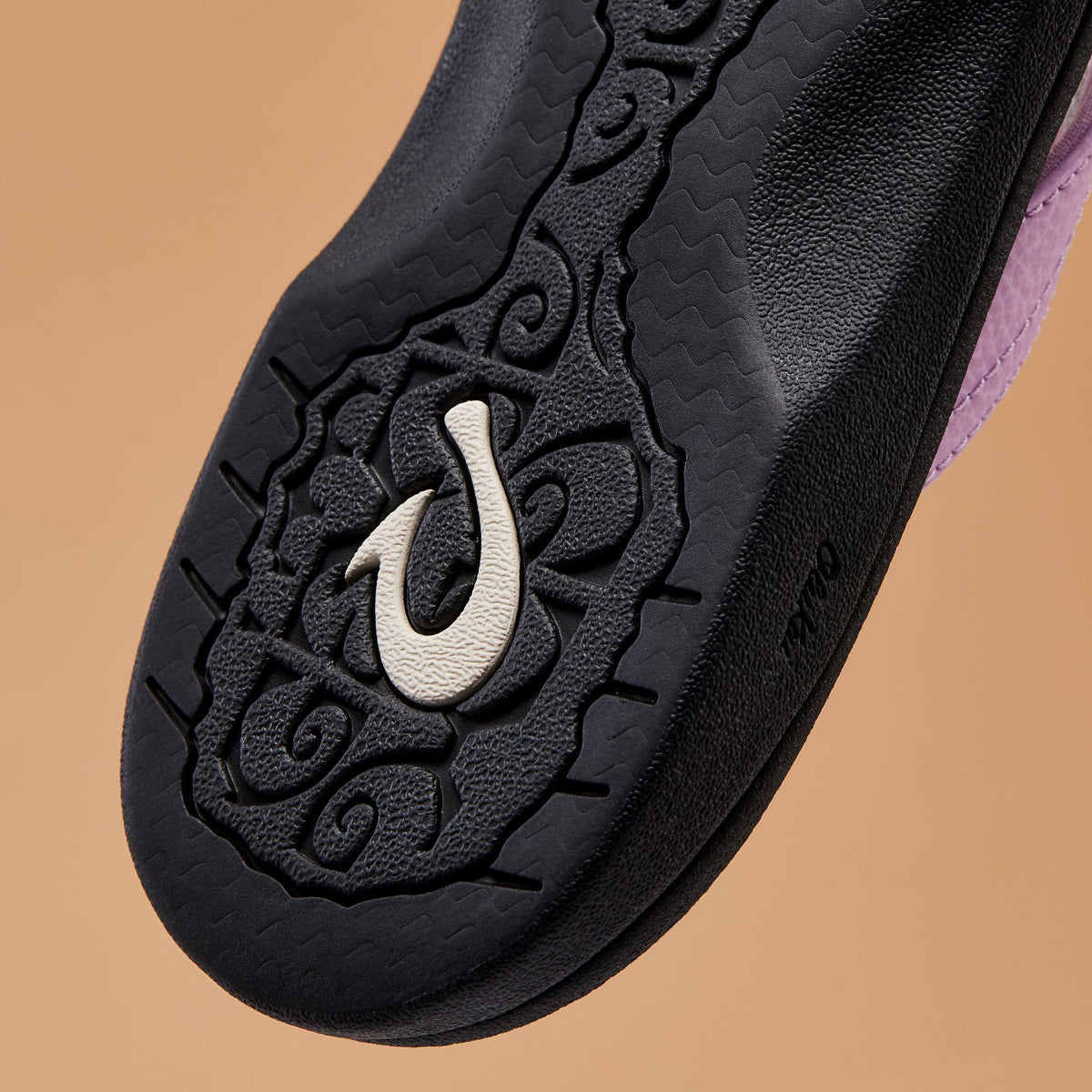 OluKai Exclusive - ‘Ohana Women's Beach Sandals - Paradise Pink / Lava Rock