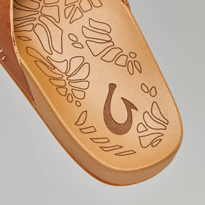 OluKai Sale - Kipe‘a ‘Olu Women‘s Slide Sandals - Sahara