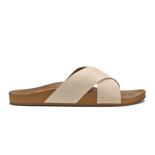 OluKai Essential - Kipe‘a ‘Olu Women‘s Slide Sandals - Puka / Tan