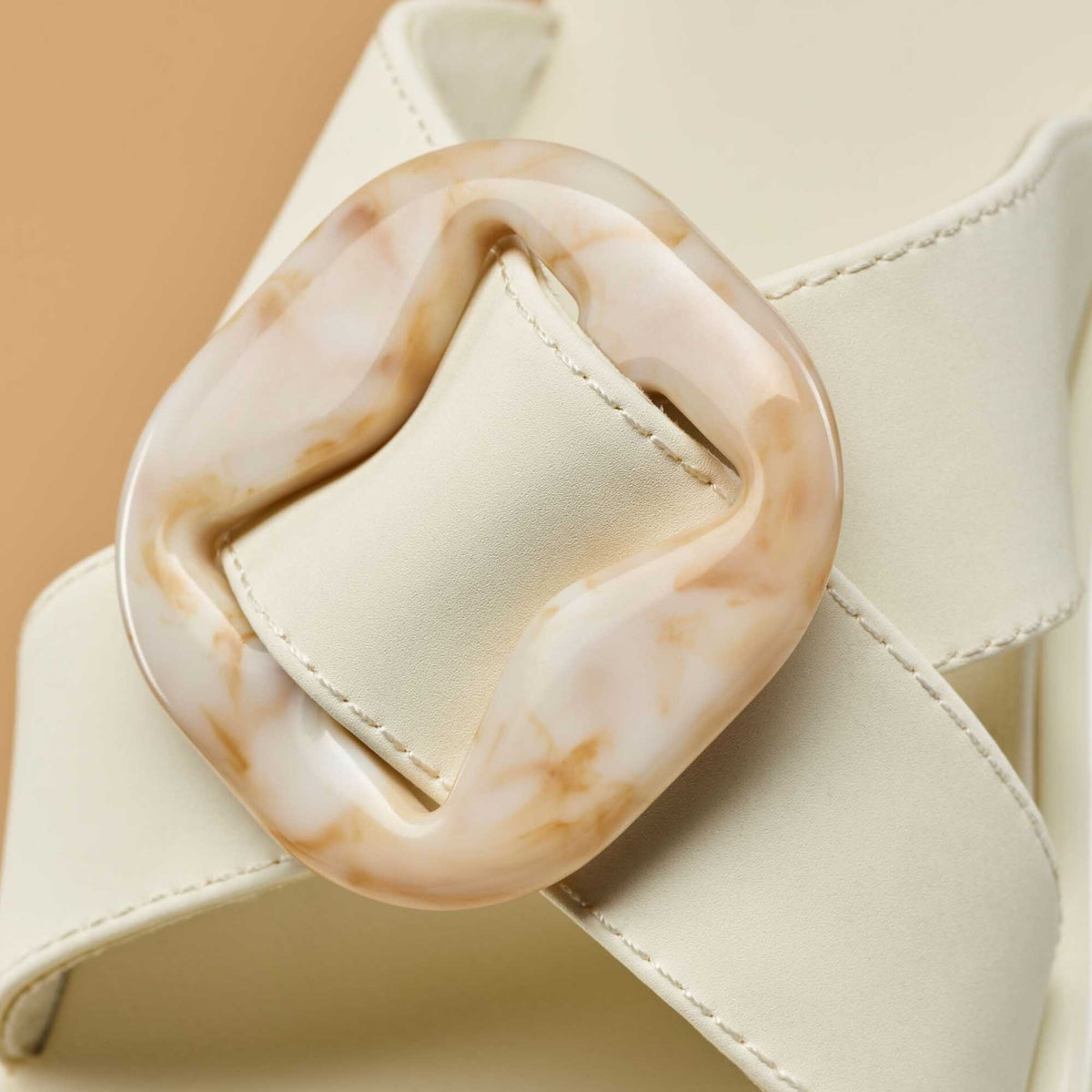 OluKai Customer Favorite - La‘i Slide Women’s Slide Beach Sandals - White Sand