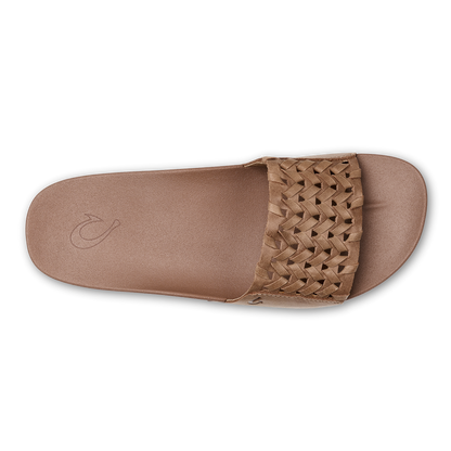 OluKai Sale - Kāmola Women’s Leather Slide Sandals - Tan