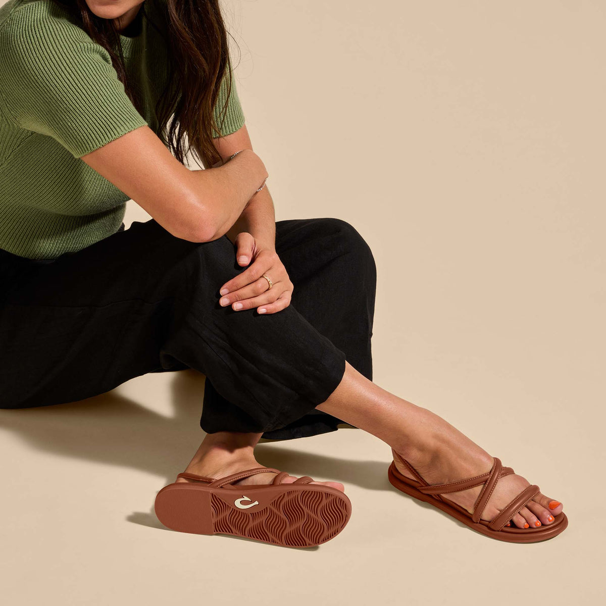 OluKai Latest - Tiare Strappy Women’s Leather Sandals - Fox