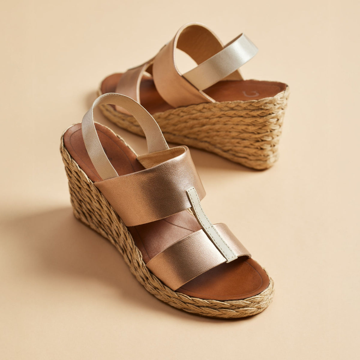 OluKai Top Pick - Lile Wedge - Copper / Tan