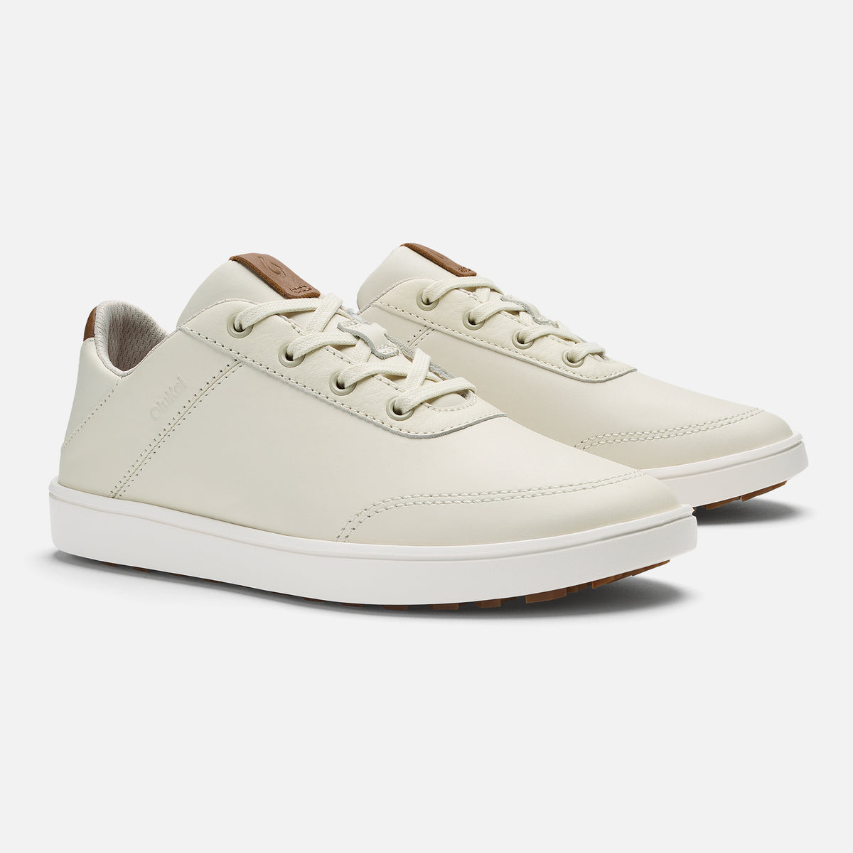 OluKai Deals - Puakea - White Sand / Tan