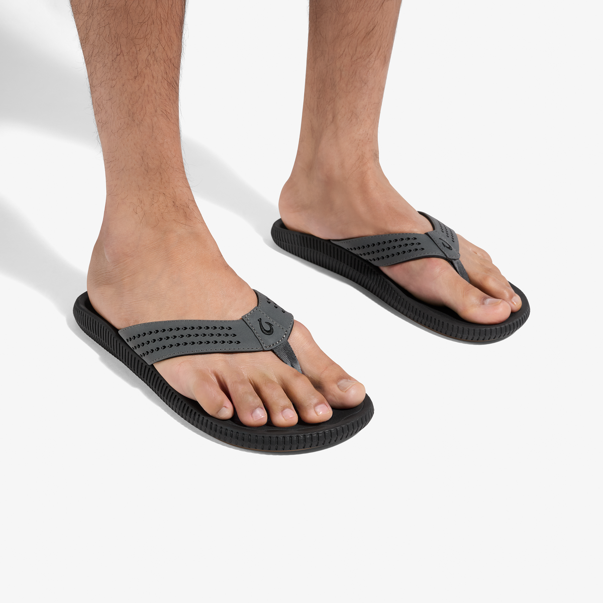 OluKai Trending - Ulele - Dark Shadow / Lava Rock